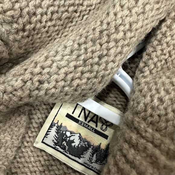 Aritzia knit sweater - Picture 2 of 2